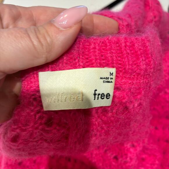 Aritzia Wilfred Free Fuchsia Cropped Oversized Sweater Medium - Picture 5 of 10